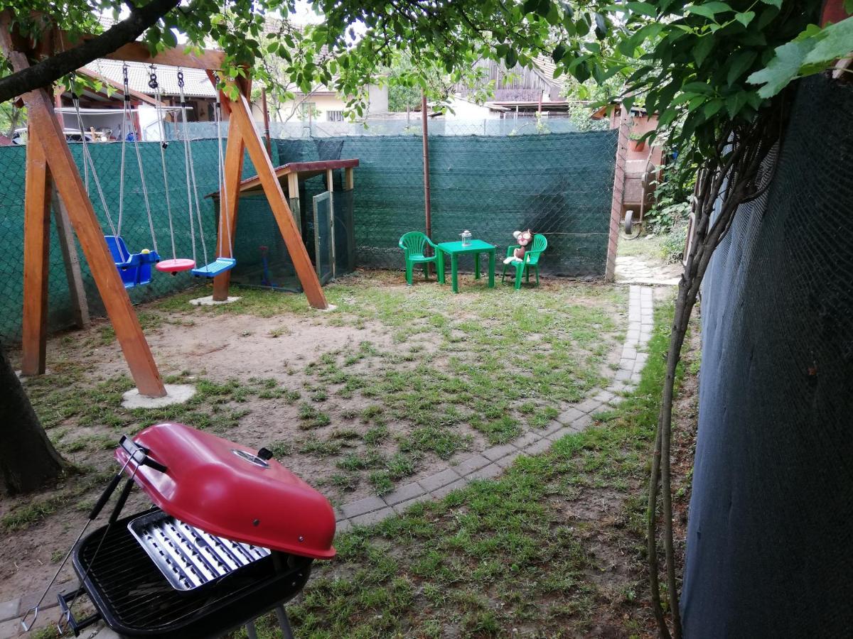 Danieli Holiday Home Štúrovo Zewnętrze zdjęcie